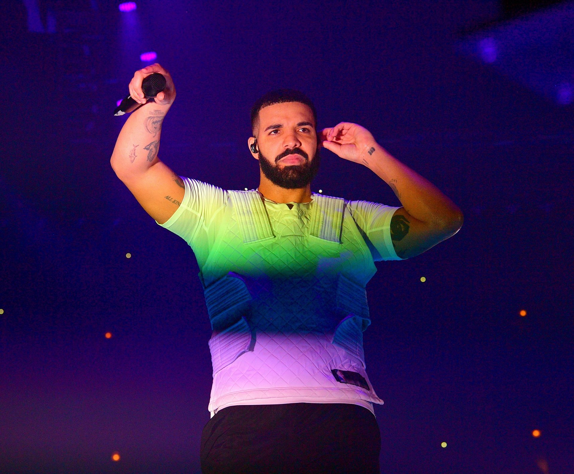 Aubrey &amp; The Three Amigos Tour - Chicago, Illinois - Source: Getty