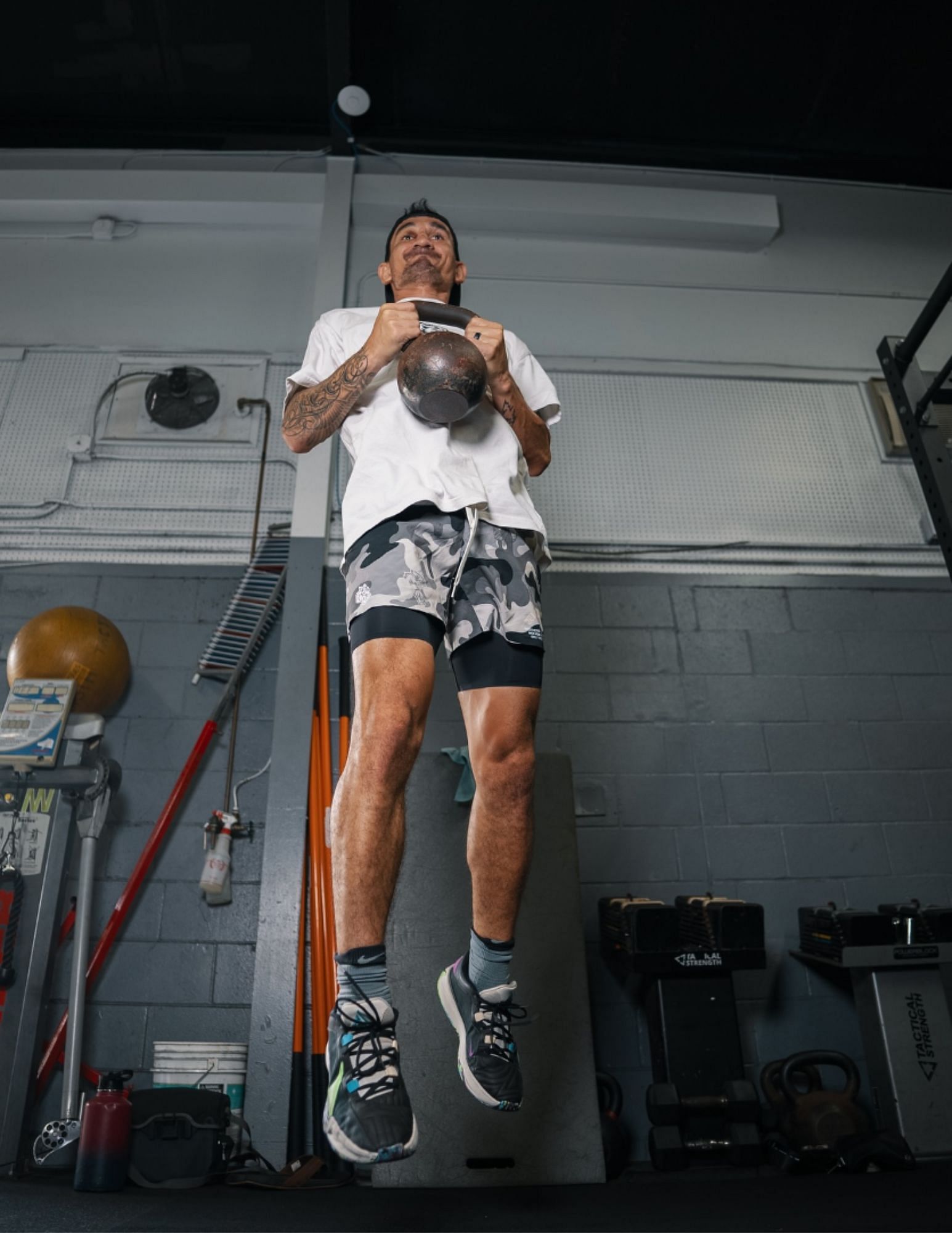 Max Holloway training at Tactical Strength. [via @blessedmma on Instagram]