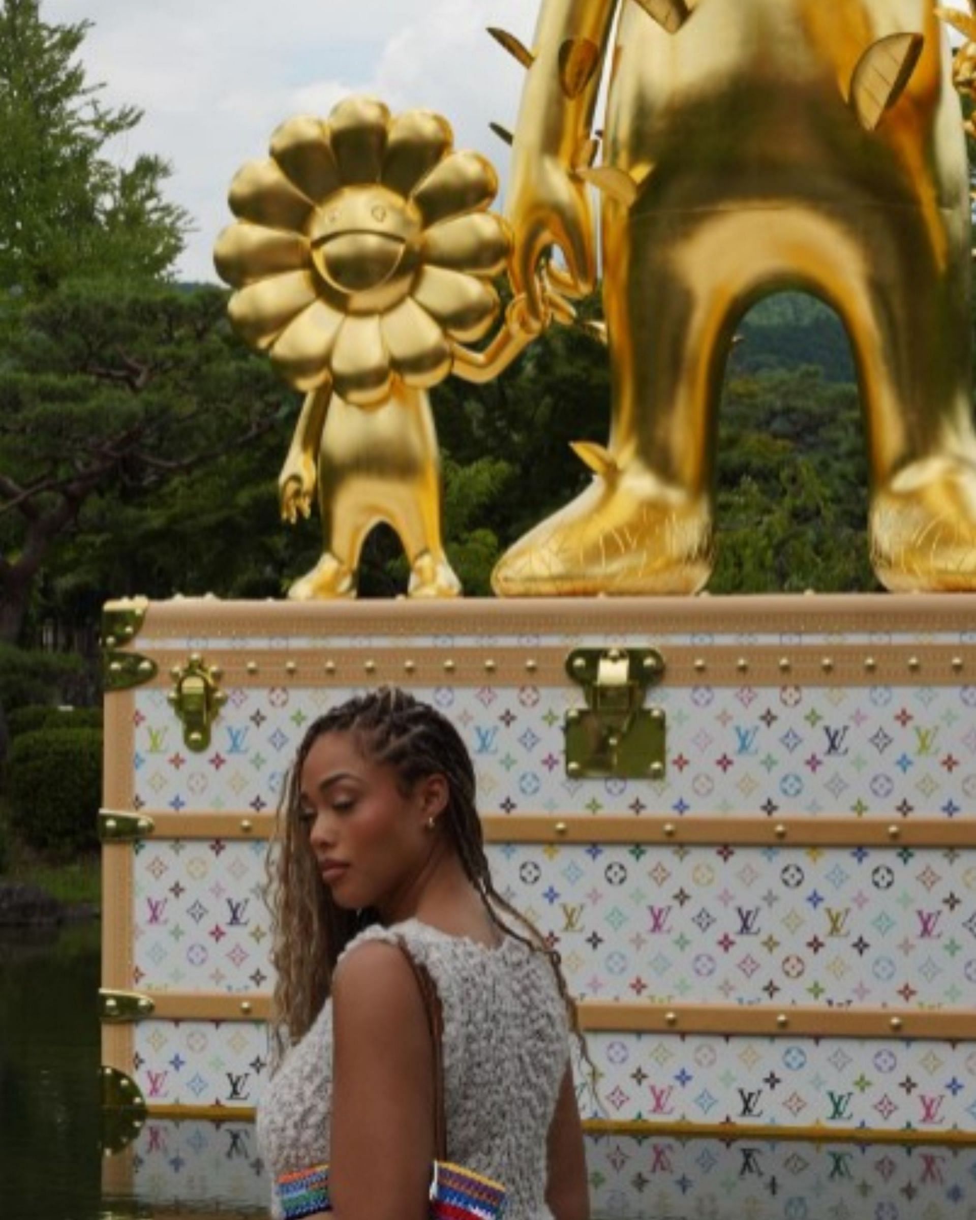 Towns and Woods spend time together in Japan (IG/jordynwoods)