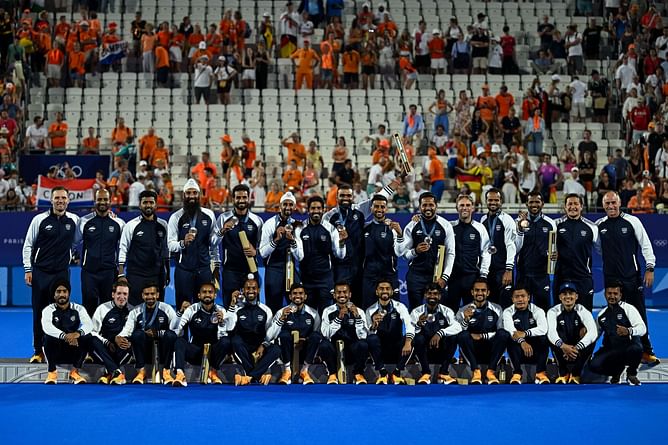 भारतीय टीम पर Paris Olympics में ब्रॉन्ज मेडल जीतने के बाद हुई पैसों की बारिश, हॉकी इंडिया ने किया प्राइज मनी का ऐलान