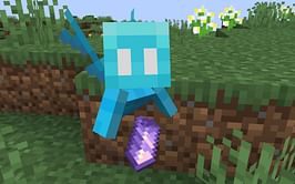 Why Minecraft should add mobs that actively help players find resources
