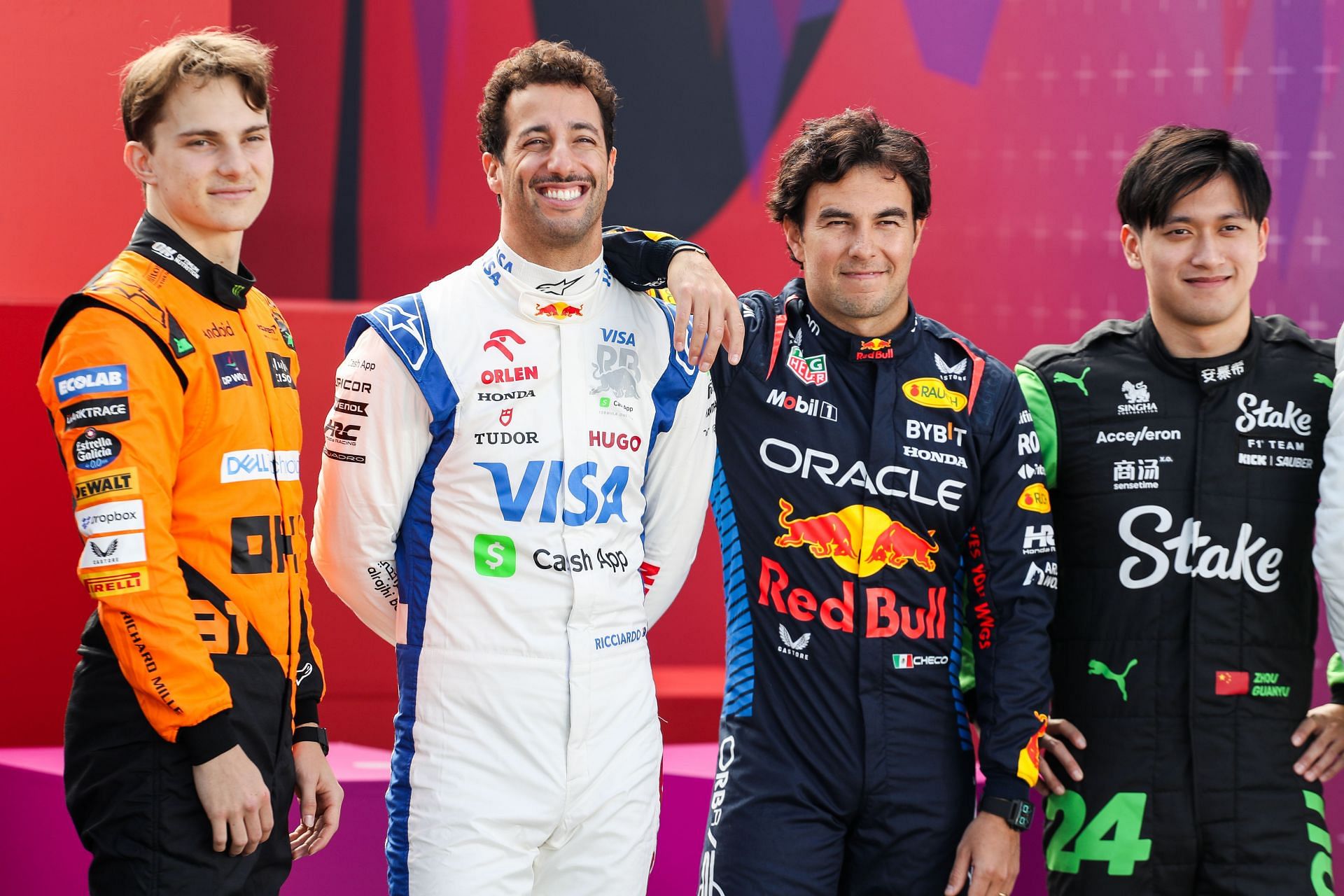 Formula 1 Testing in Bahrain - Drivers Photocall - Source: Getty