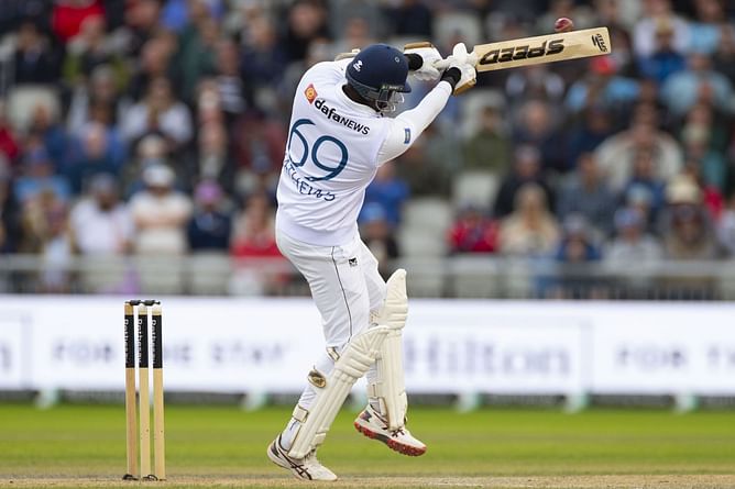 "There was a brief moment this afternoon where I thought he is there again" - Angelo Mathews' knock reminds Michael Vaughan of his 2014 innings