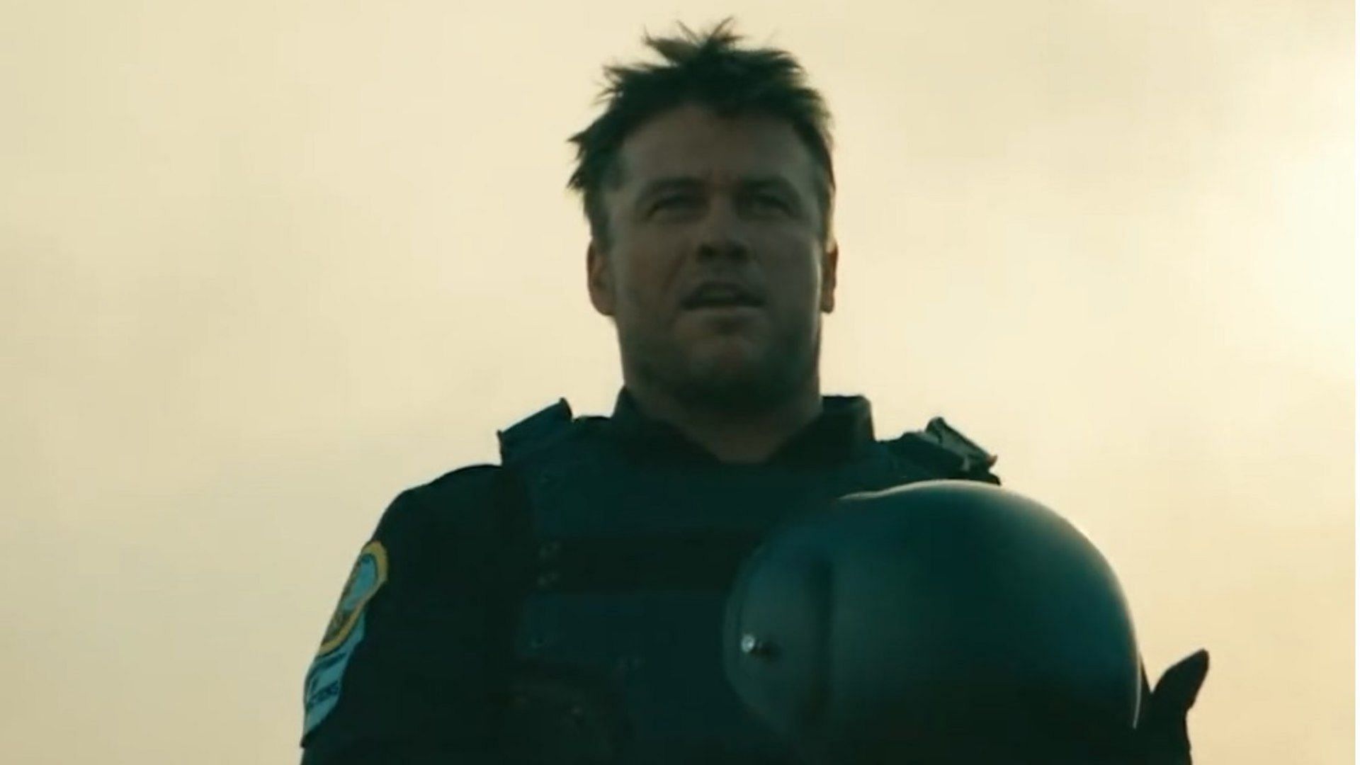 An image of Luke Hemsworth as Lee Gunner from the movie&#039;s trailer (Image via Warner Bros. Entertainment, Gunner trailer, 01:00)