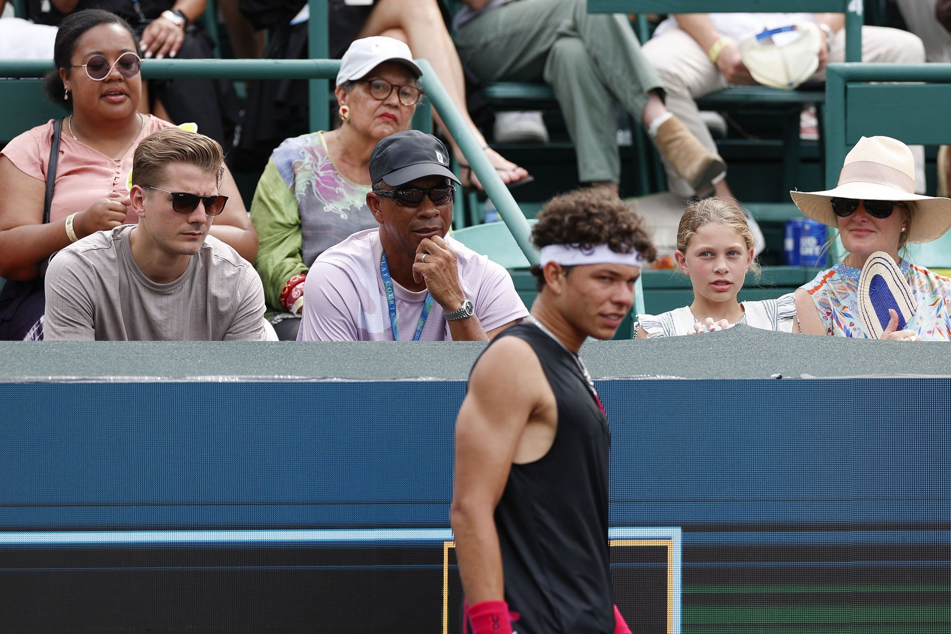 Ben Shelton&#039;s watches his son on court [Image via Getty]