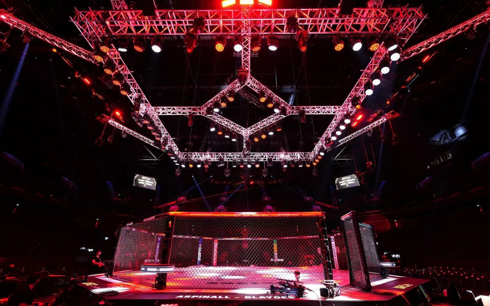 UFC octagon [Image courtesy: Getty]