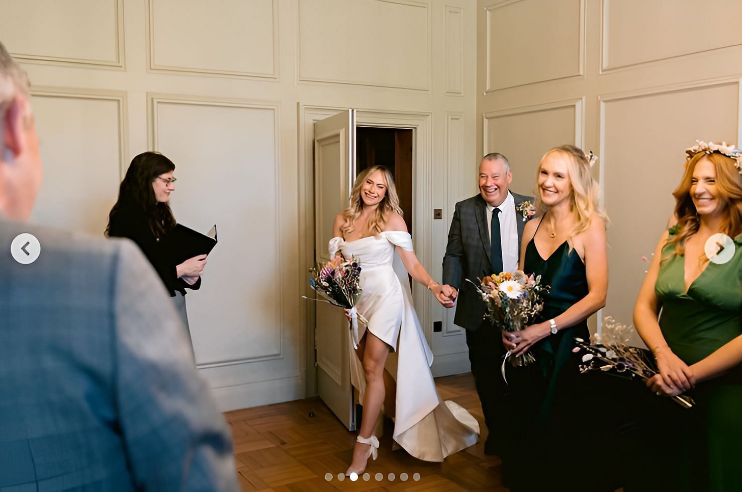 Ruth Buscombe arriving at the altar with her father (Source: @nathandivey79 on Instagram)