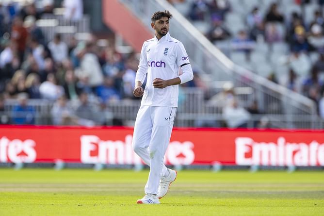 "Go and look at film of Lyon bowling" - Sir Geoffrey Boycott's advice to Shoaib Bashir after 1st ENG vs SL Test