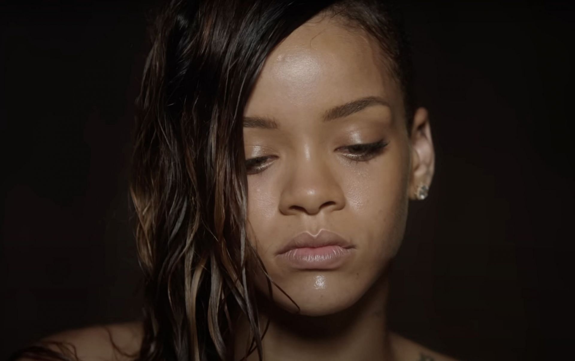 Stay music video (Image via YouTube/Rihanna)