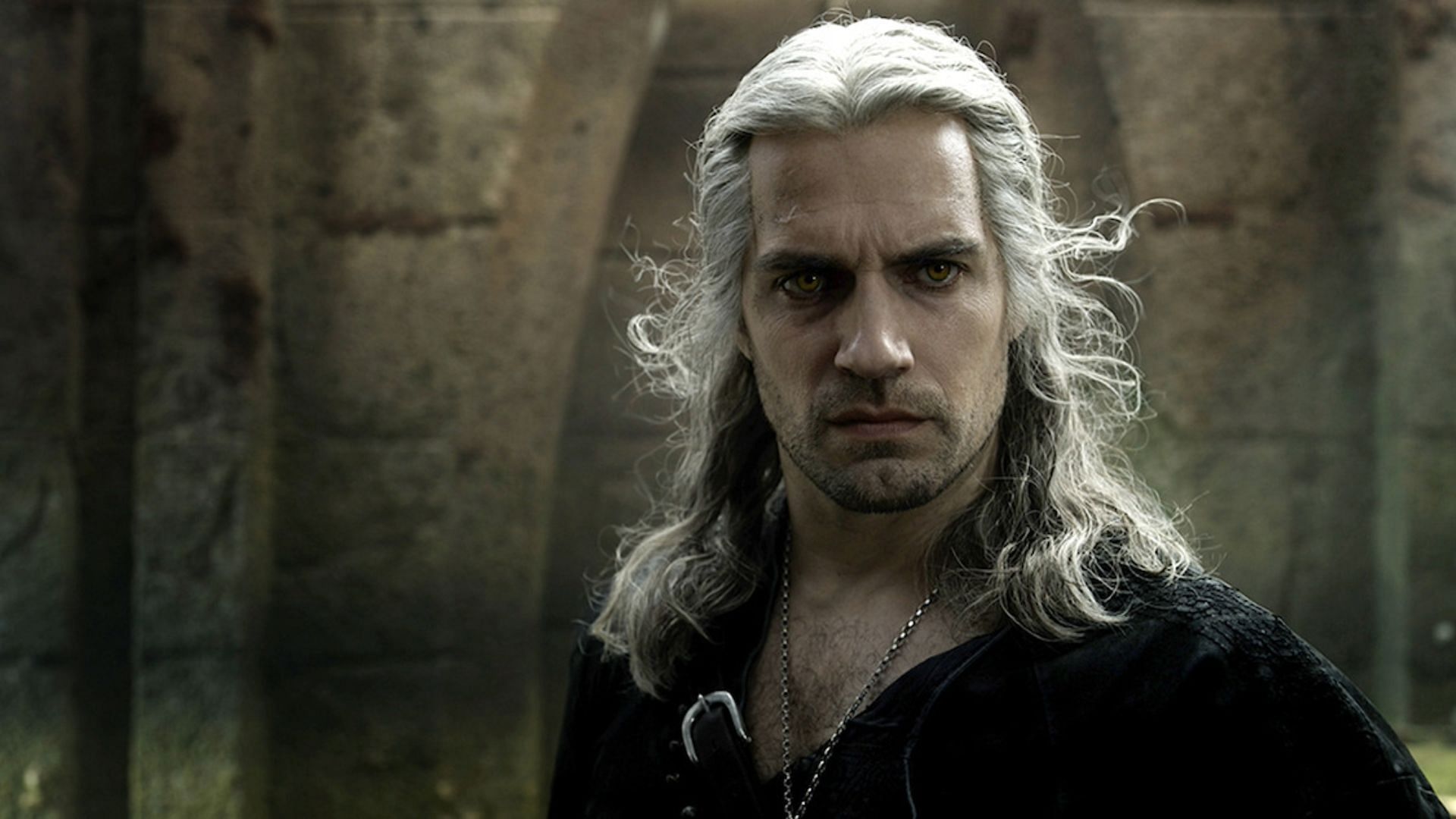 Henry Cavill as Geralt of Rivia in The Witcher (Image via Netflix)