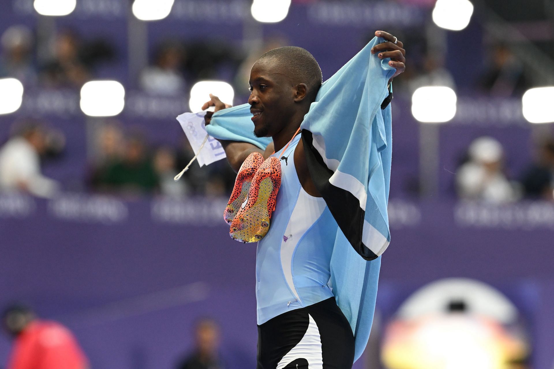 Letsile Tebogo in the 200m event final of the Paris Olympics (Image via: Getty)