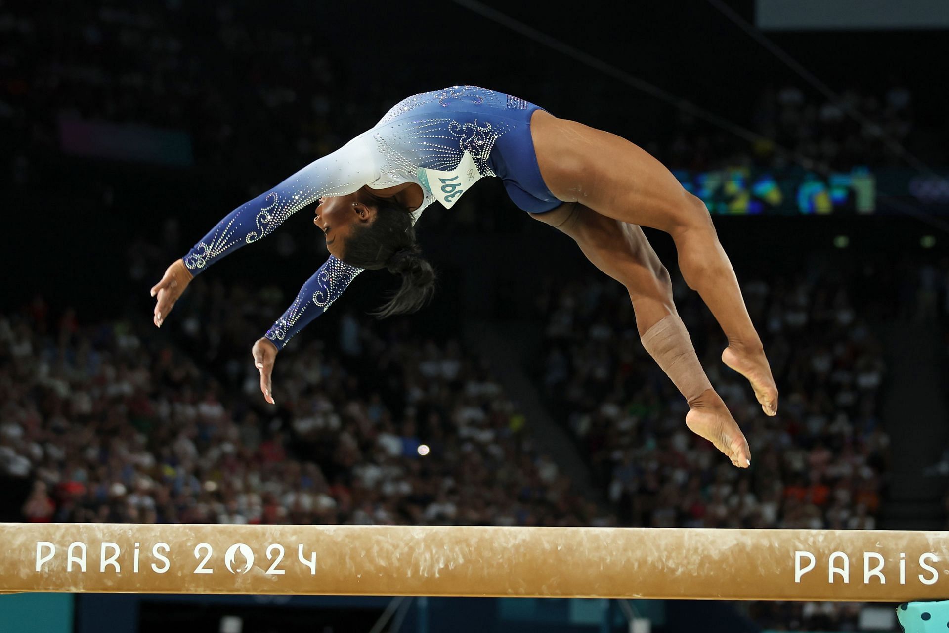 Simone Biles in women&acute;s balance beam finale on day ten of the Paris Olympics Games (Photo via Getty Images)