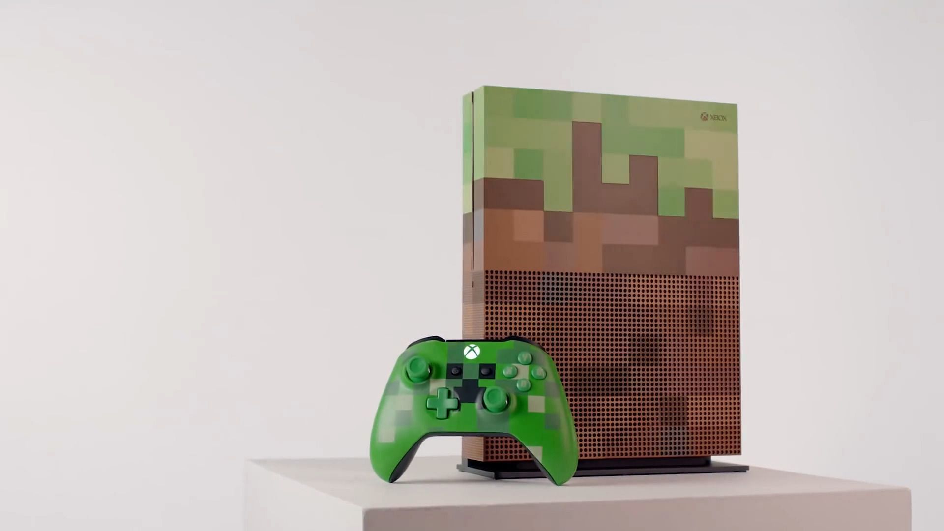 Downloading new Minecraft updates on Xbox is a very simple procedure (Image via Mojang)