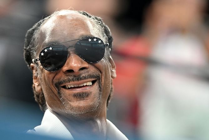 5 Best songs written by Snoop Dogg for other artists