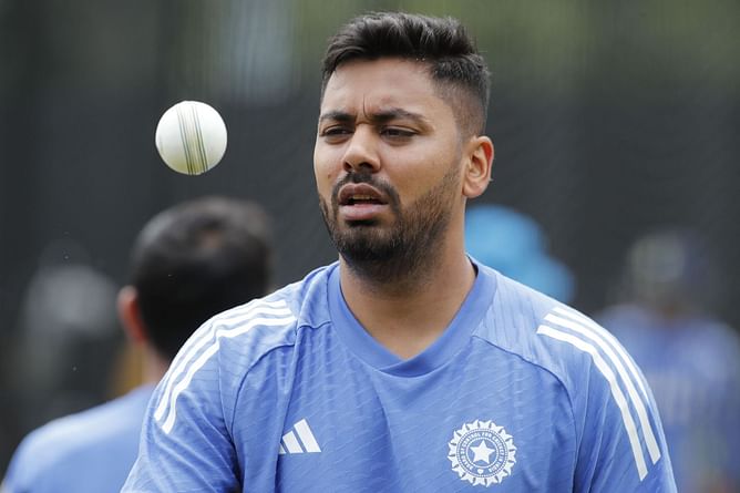 "Where is Avesh Khan?" - Aakash Chopra on seamer not being picked for IND vs SL series after being among India's T20 World Cup reserves