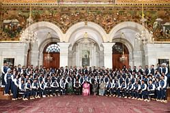 [In Pictures] India President Draupadi Murmu meets Indian contingent from Paris Olympics