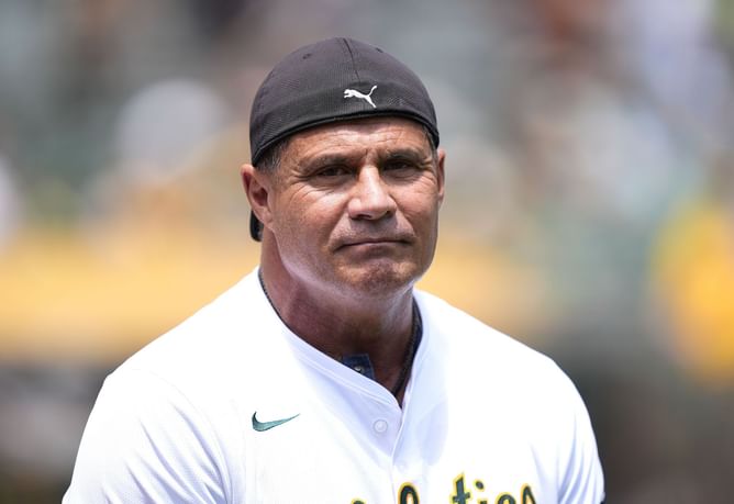 Disgraced Six-time All-Star throws his name in contention for White Sox job after Pedro Grifol's firing
