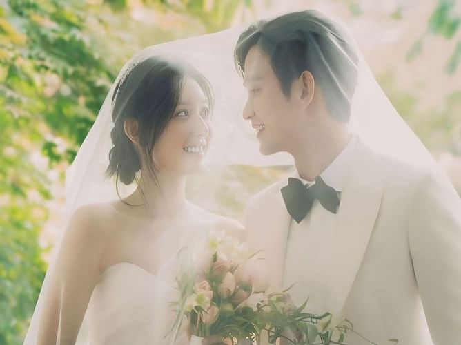 “Give us BaekHong unreleased contents!”- Fans react as Studio Dragon drops unseen text exchange between Kim Soo-hyun & Kim Jin-won from Queen of Tears