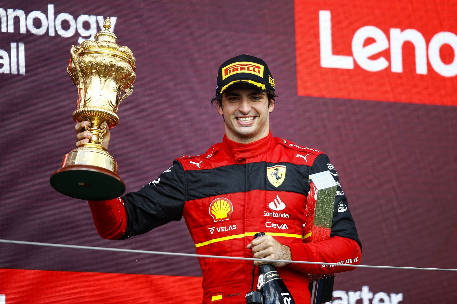 Carlos Sainz celebrating his first F1 victory at the 2022 British GP (GETTY)