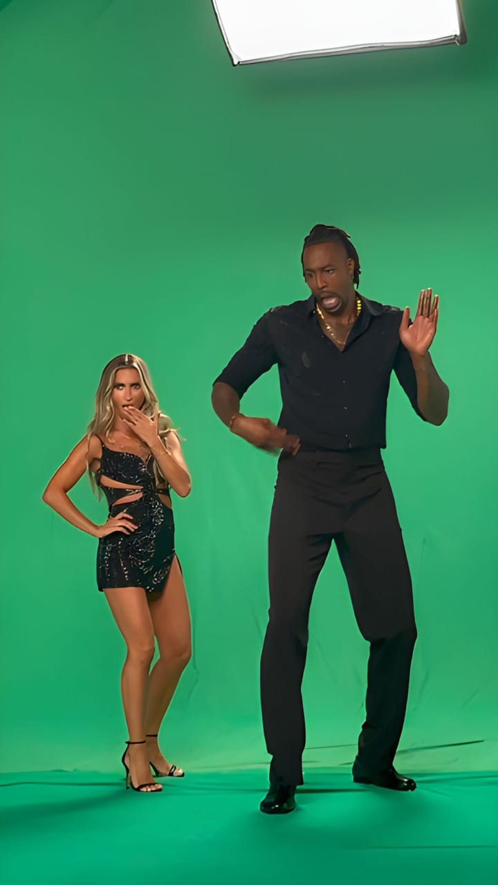 Dwight Howard's 5'5" dance partner Daniella Karagach gives fans sneak