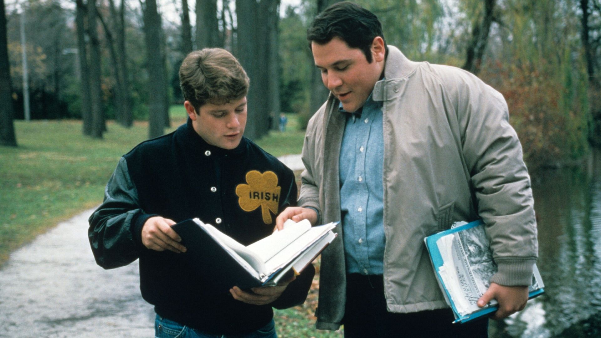 Rudy stars Sean Astin and Jon Favreau in pivotal roles. (Image via TriStar Pictures)