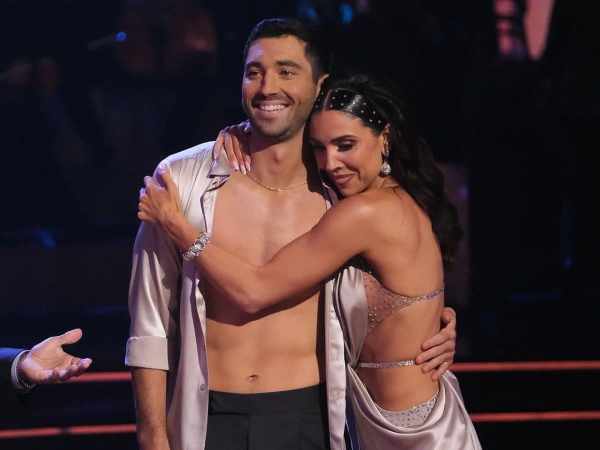 Joey Graziadei and his DWTS partner Jenna Johnsson (Image via Instagram/@dancingwiththestars)