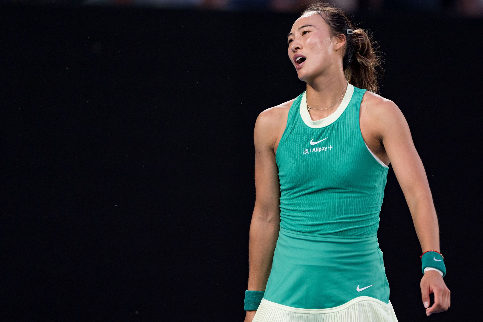 Zheng Qinwen- Emma Navarro controversy stems from their match at the Paris Olympics 2024 (Image: Getty)