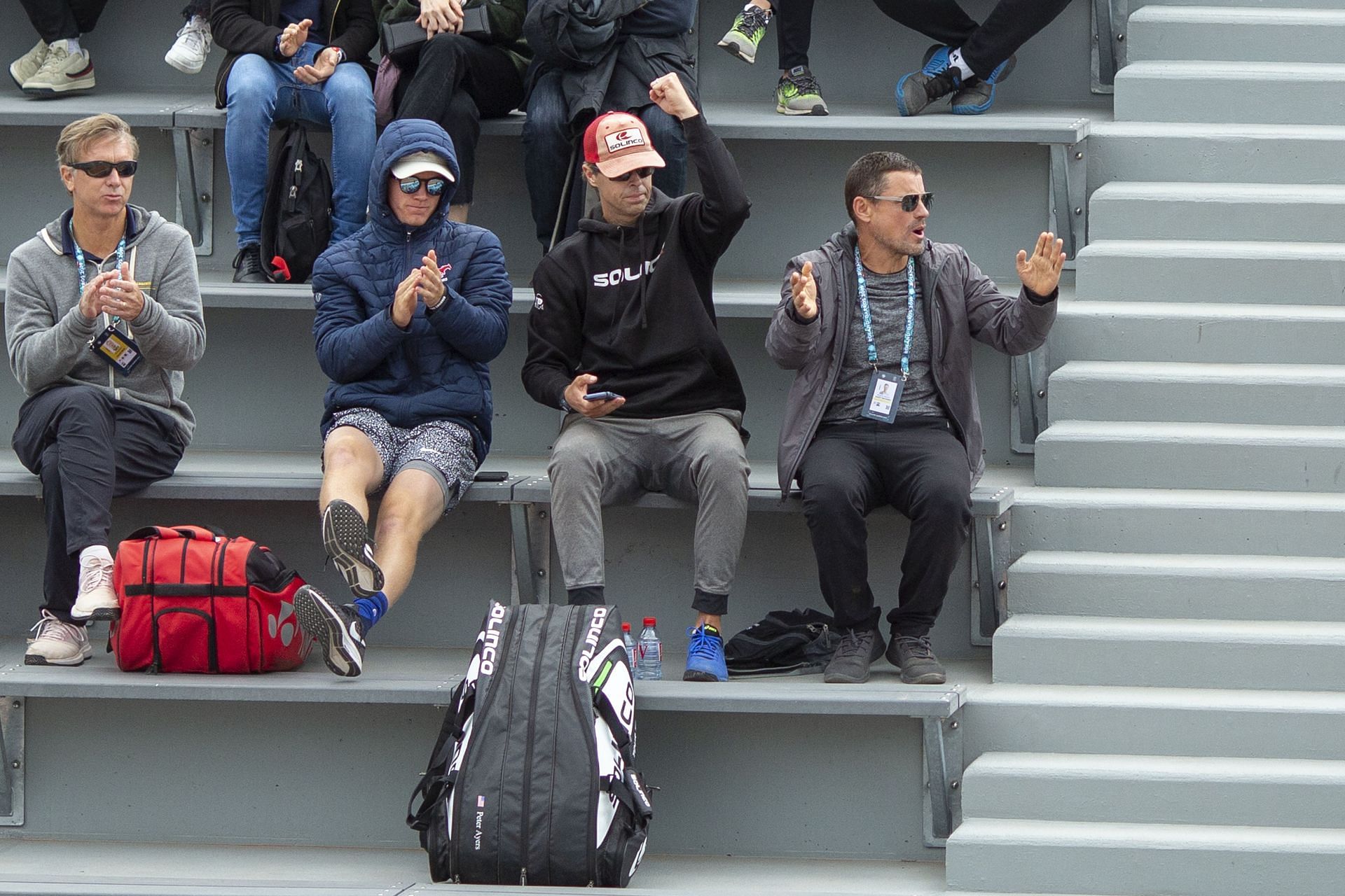 Emma Navarro&#039;s father Ben cheering for her (Source: Getty)