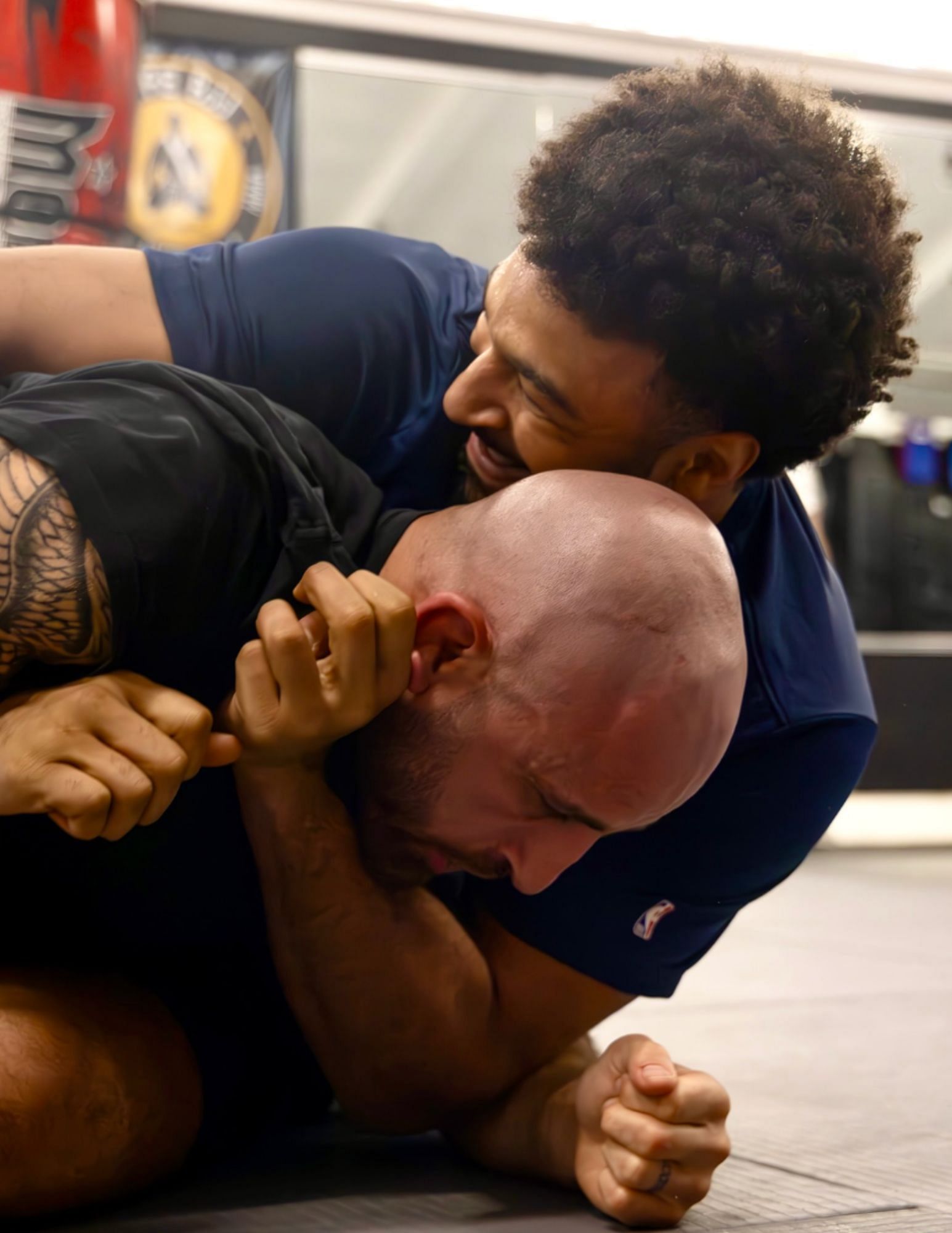 Jamal Murray (top) training with Alexander Volkanovski (bottom). [Image courtesy: @alexvolkanovski on Instagram]