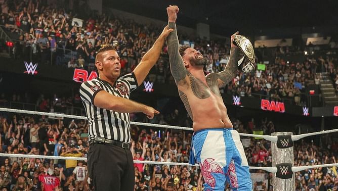 3 गलतियां जो WWE को Jey Uso के पहले इंटरकॉन्टिनेंटल चैंपियनशिप रन में नहीं करनी चाहिए