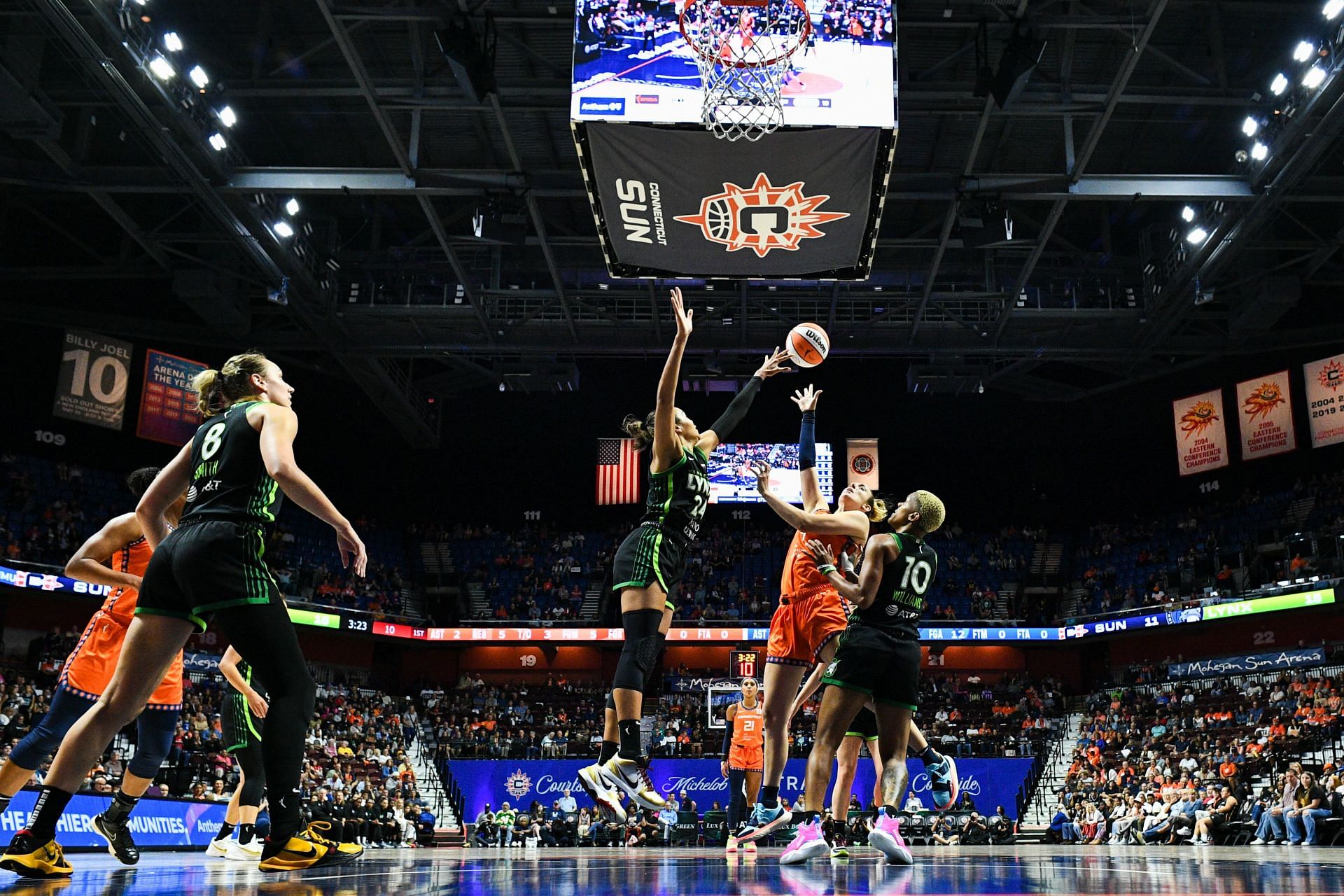 WNBA: SEP 17 Minnesota Lynx at Connecticut Sun - Source: Getty