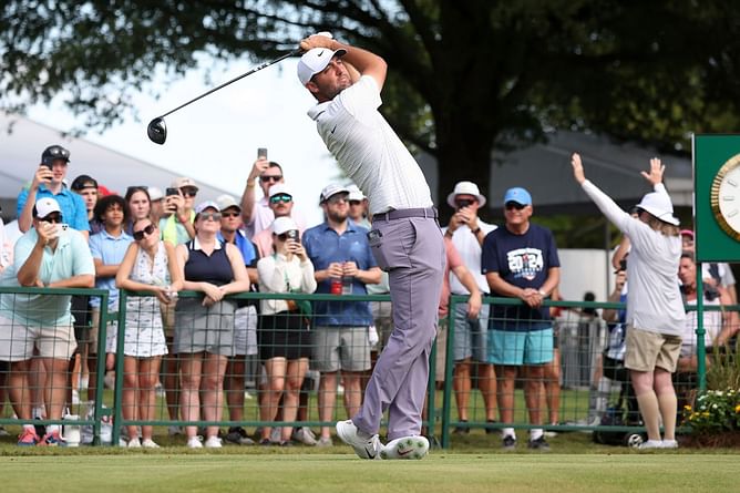 Who is leading the 2024 Tour Championship after round 3? Leaderboard explored