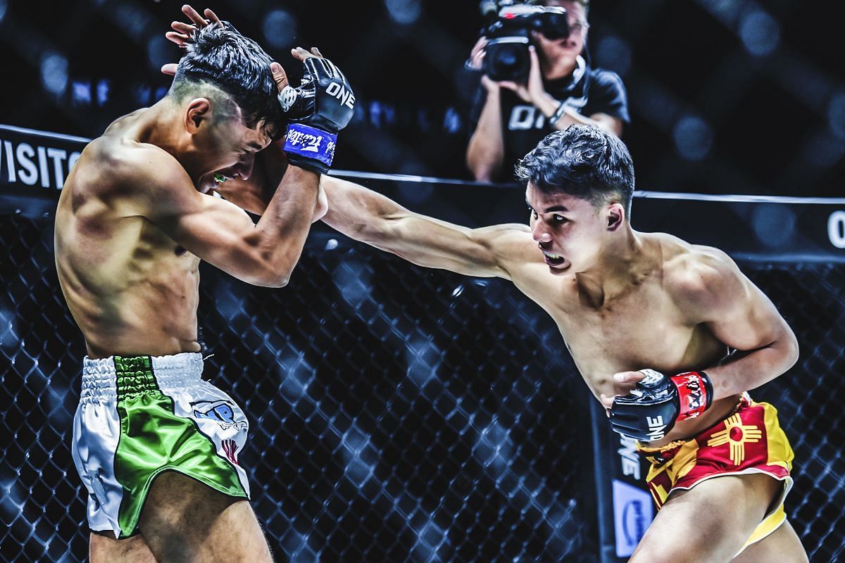 Johan Ghazali fighting Josue Cruz | Image credit: ONE Championship