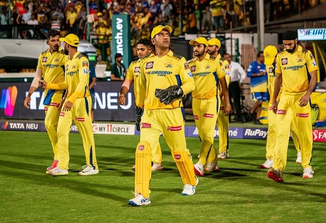 5 खिलाड़ी जिन्हें चेन्नई सुपर किंग्स कर सकती है रिटेन, धाकड़ ओपनर की होगी छुट्टी