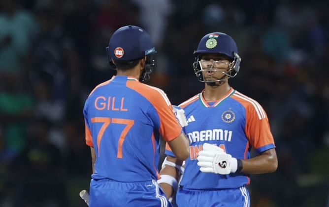 [Watch] Australian stars tussle between Yashasvi Jaiswal and Shubman Gill as 'Next Indian Superstar' ahead of 2024-25 Border-Gavaskar Trophy