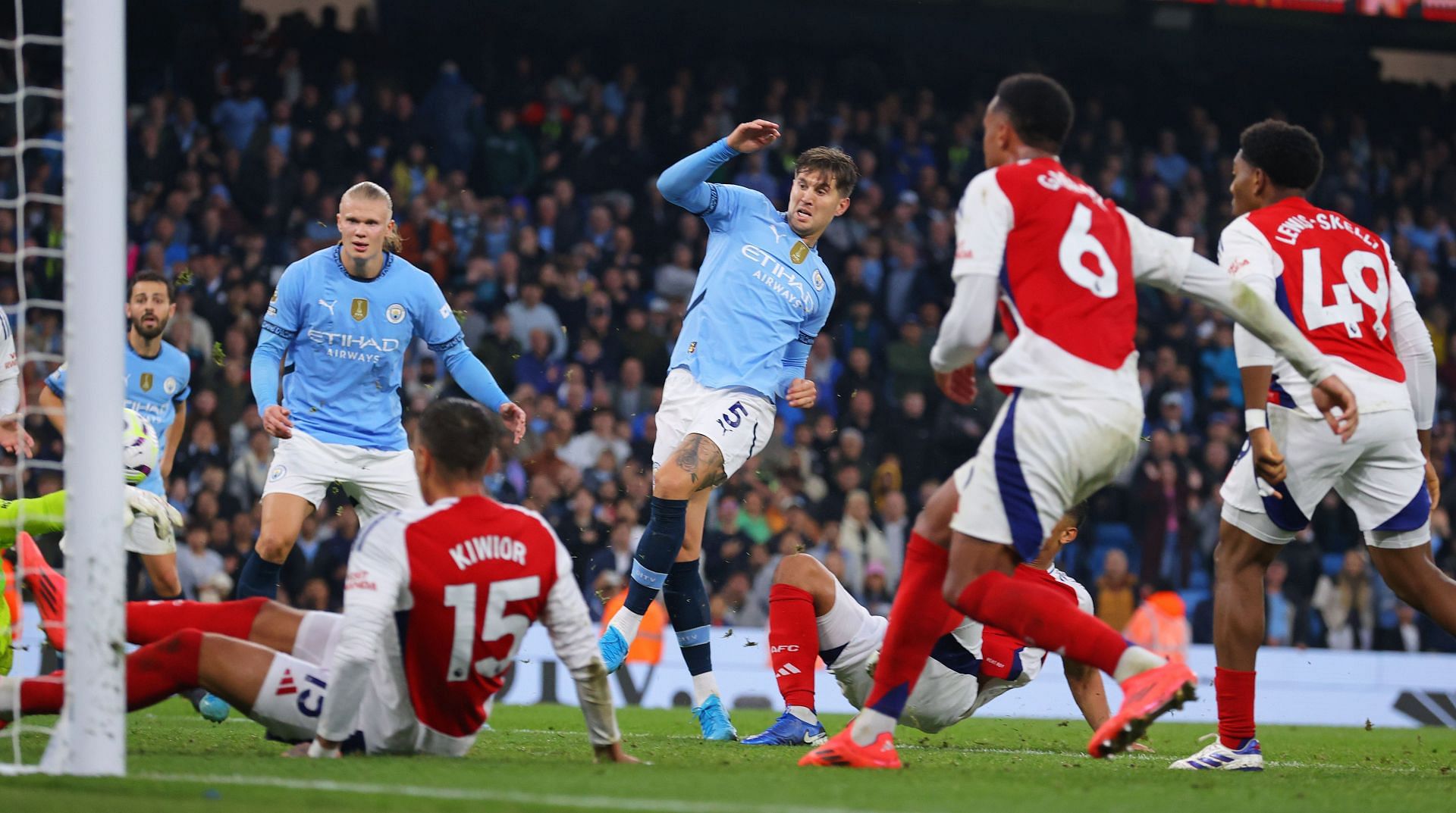 Manchester City FC v Arsenal FC - Premier League - Source: Getty