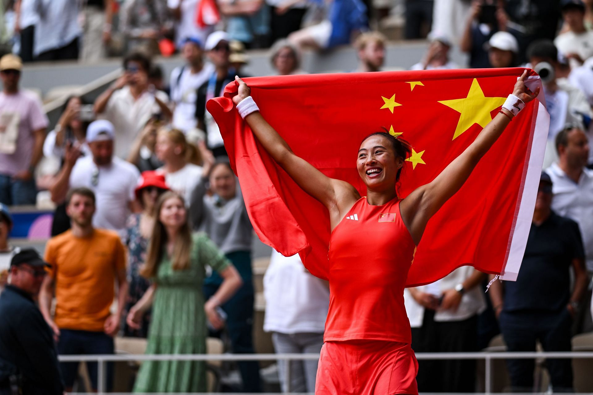 Zheng Qinwen at the Paris Olympics 2024. (Photo by Daniel Kopatsch/Getty Images)