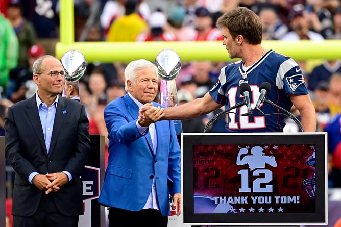 Patriots owner Robert Kraft splurges $120,000 to secure iconic Tom Brady rookie card at auction