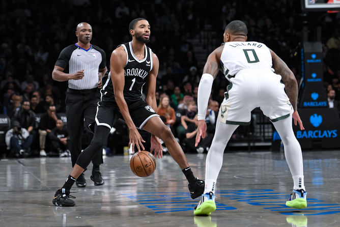 "U not getting that steal": Mikal Bridges takes hilarious dig at Damian Lillard's offseason sneak peek