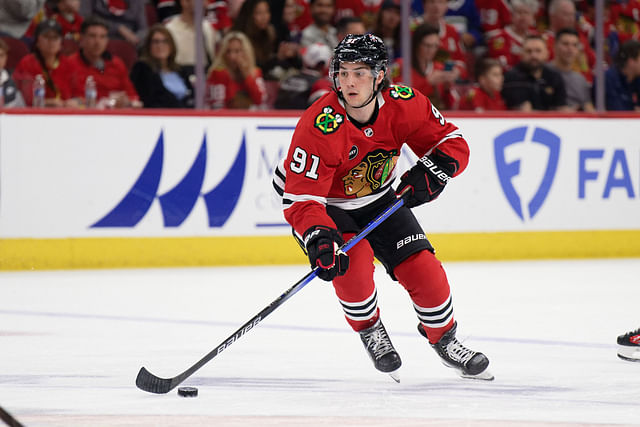 NHL: Carolina Hurricanes at Chicago Blackhawks - Source: Imagn