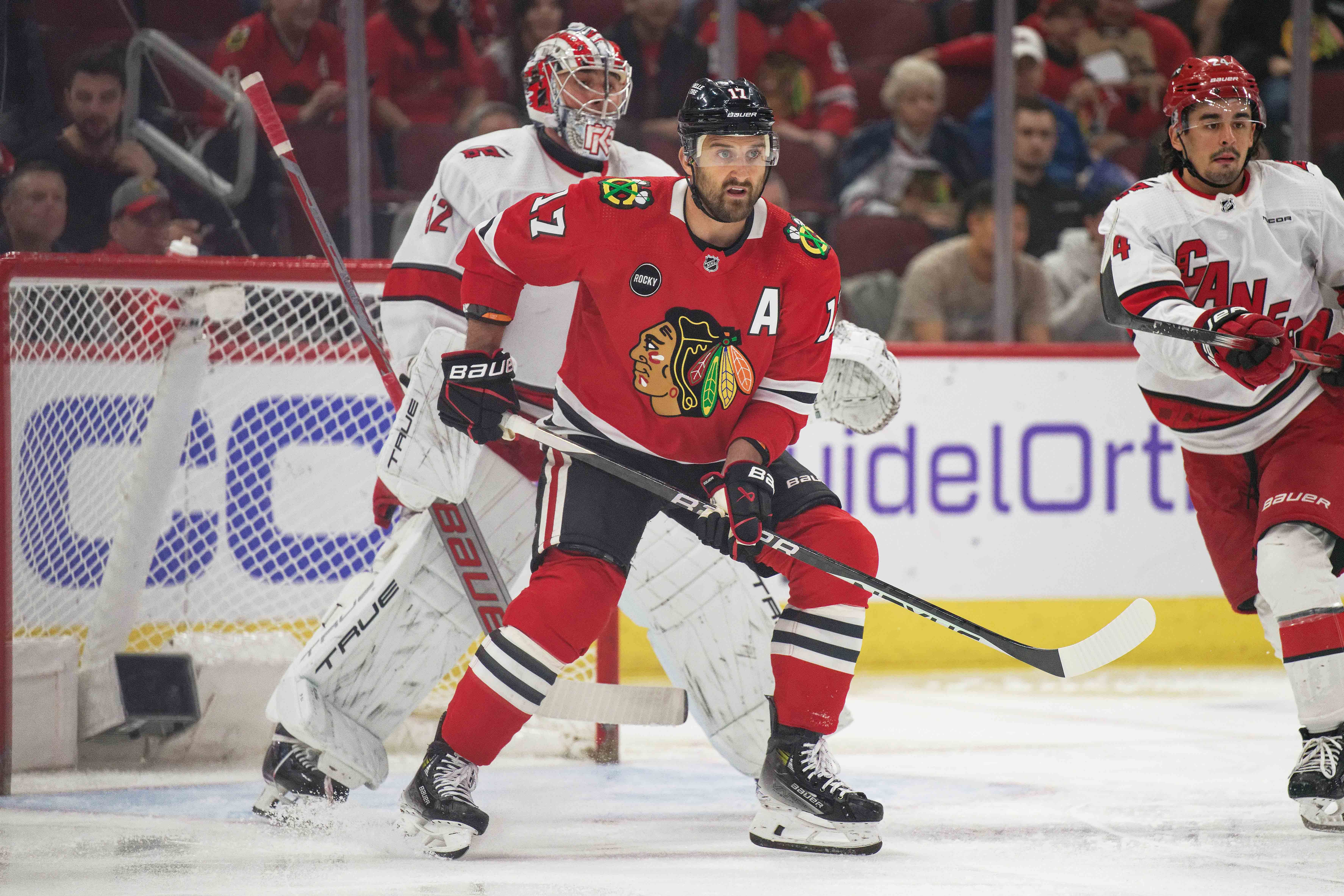 NHL: Carolina Hurricanes at Chicago Blackhawks - Source: Imagn