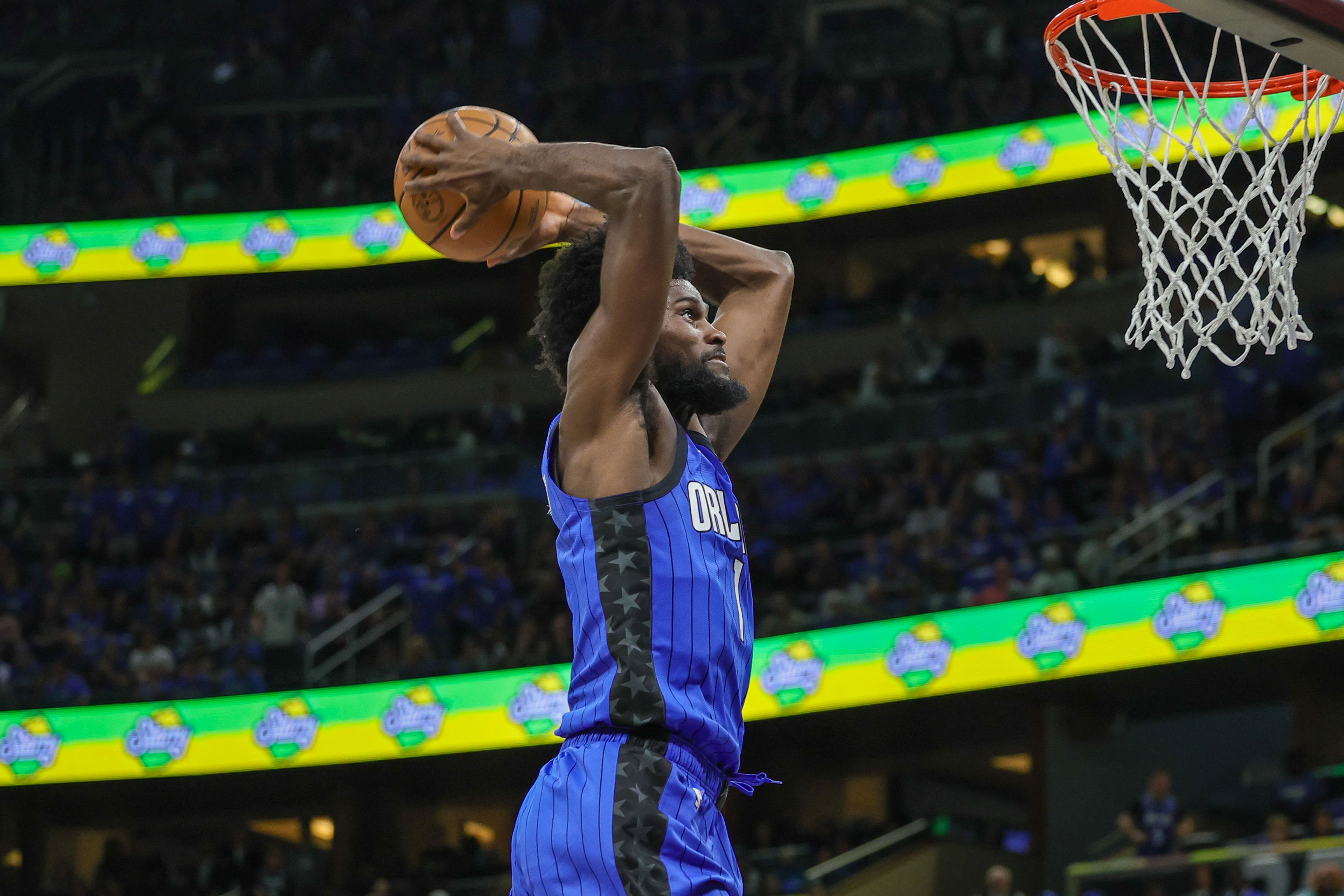 Jonathan Isaac shows support for Donald Trump and defends Republican candidate online. (Photo: IMAGN)