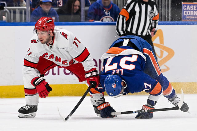 NHL: Stanley Cup Playoffs-Carolina Hurricanes at New York Islanders - Source: Imagn