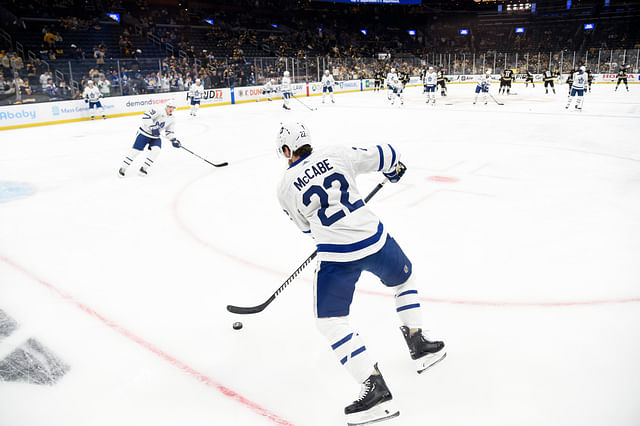 NHL: Toronto Maple Leafs at Boston Bruins - Source: Imagn