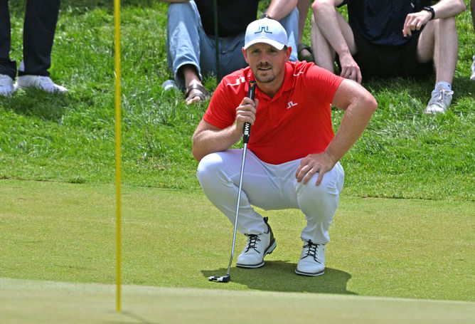 "Let me do it, I'm the referee" - Official forces Matt Wallace to stop talking in hilarious TIO fiasco with Andrew Johnston at Omega European Masters