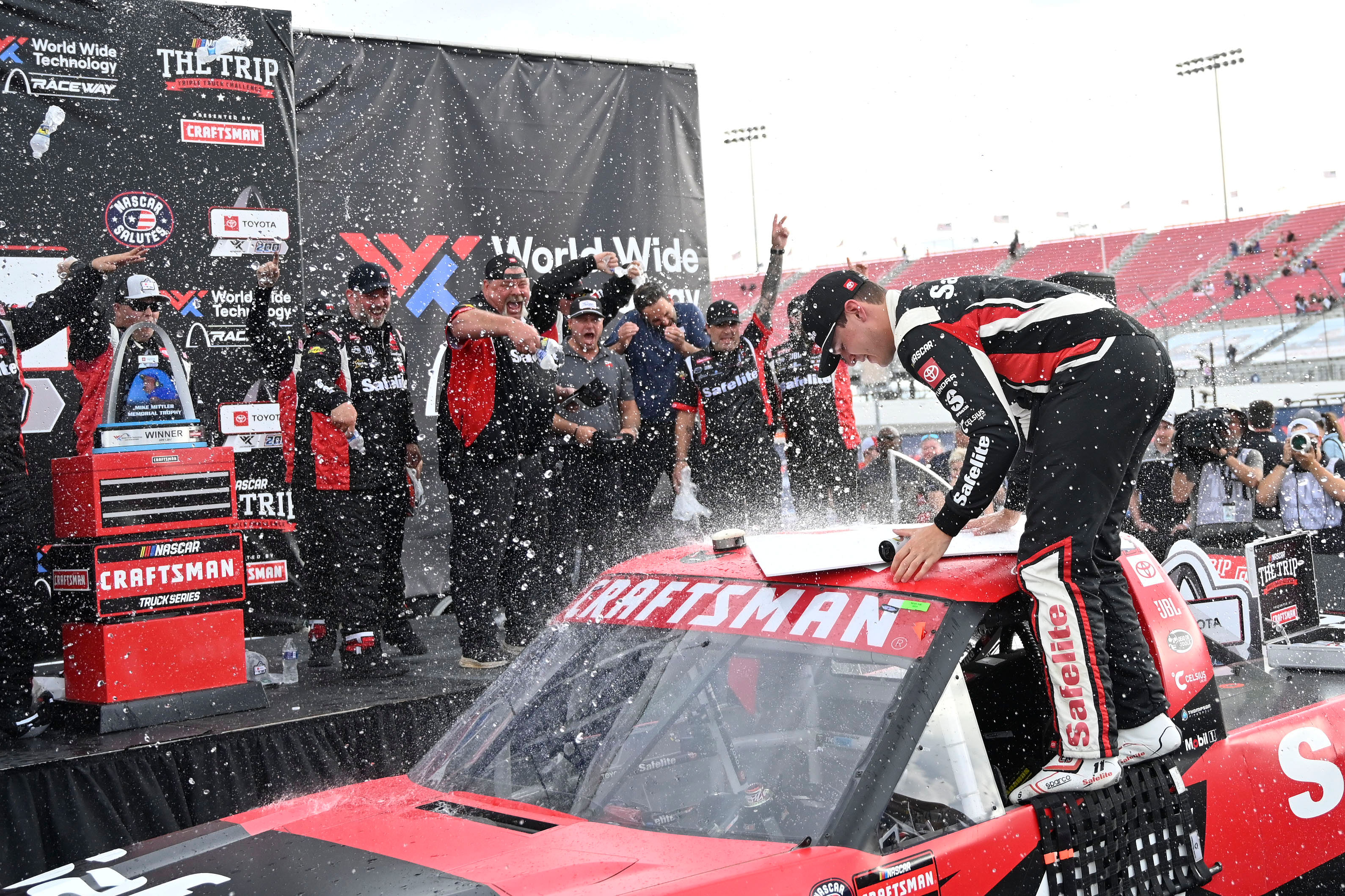 Kubota Tractor 200 Who won the NASCAR Truck Race today? Full results