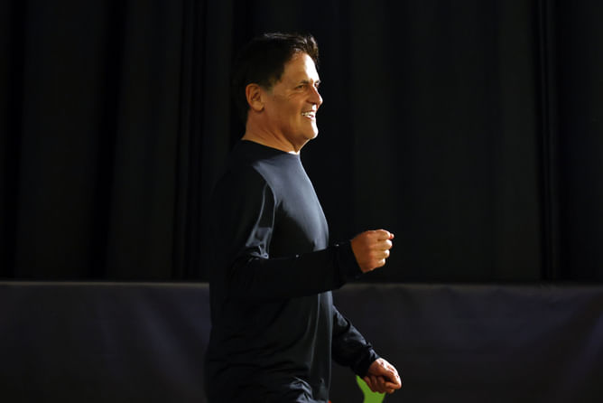 Mark Cuban stumps Donald Trump's supporters over presidential candidate involving family members in his businesses
