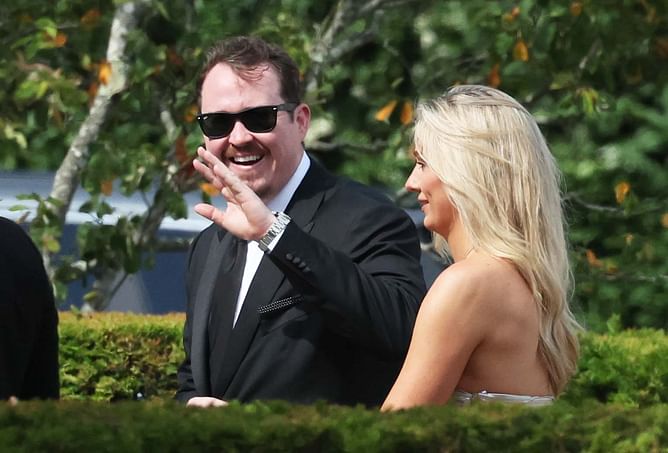 "Took a bit of a shot": Elliotte Friedman recounts comedian Shane Gillis' dig at Toronto Maple Leafs