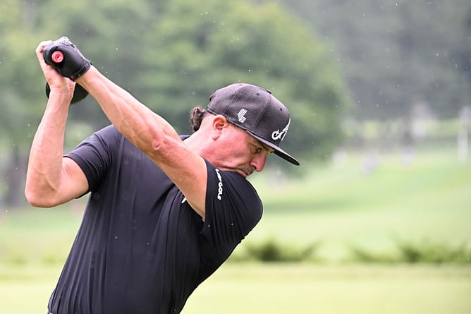 24 golfers in the LIV Golf League open zone ahead of season ender: Full list explored