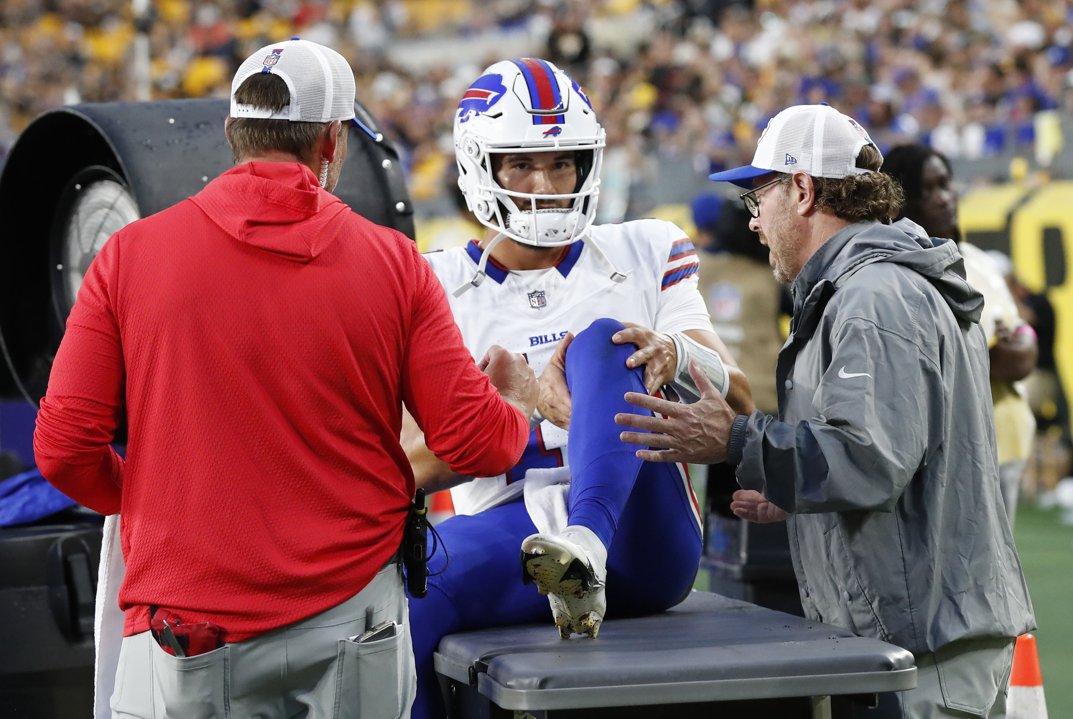 Bills QB Mitchell Trubisky - Source: Imagn